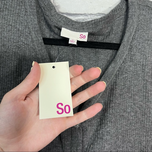 ¥💙2/$40💙NWT SO Grey Long Sleeve Button Down Lightweight Cardigan Size Small - Picture 6 of 16